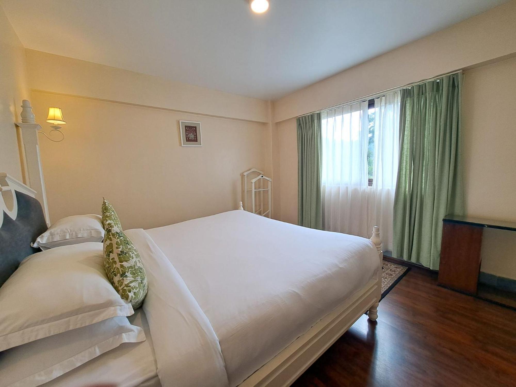 The Heritage Club - Tripura Castle Hotel And Spa Шилонг Екстериор снимка