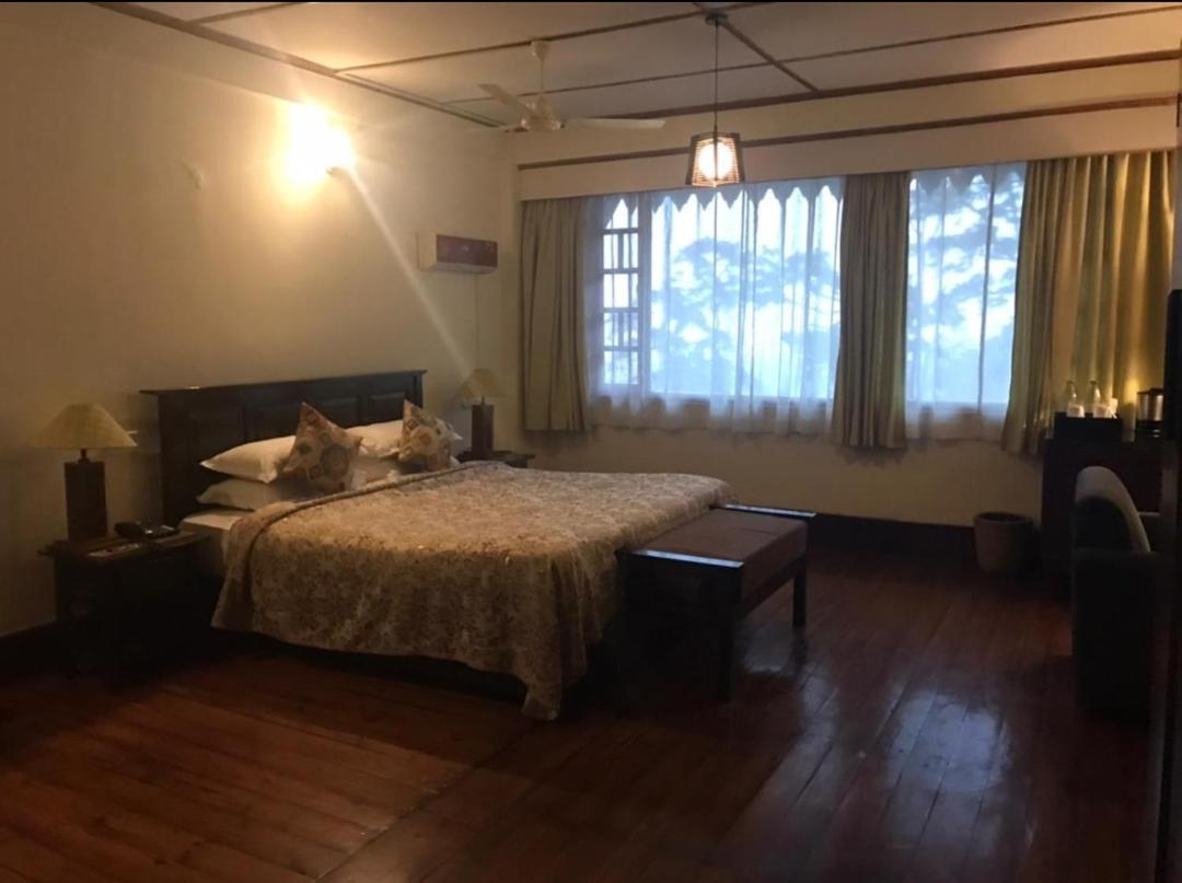 The Heritage Club - Tripura Castle Hotel And Spa Шилонг Екстериор снимка