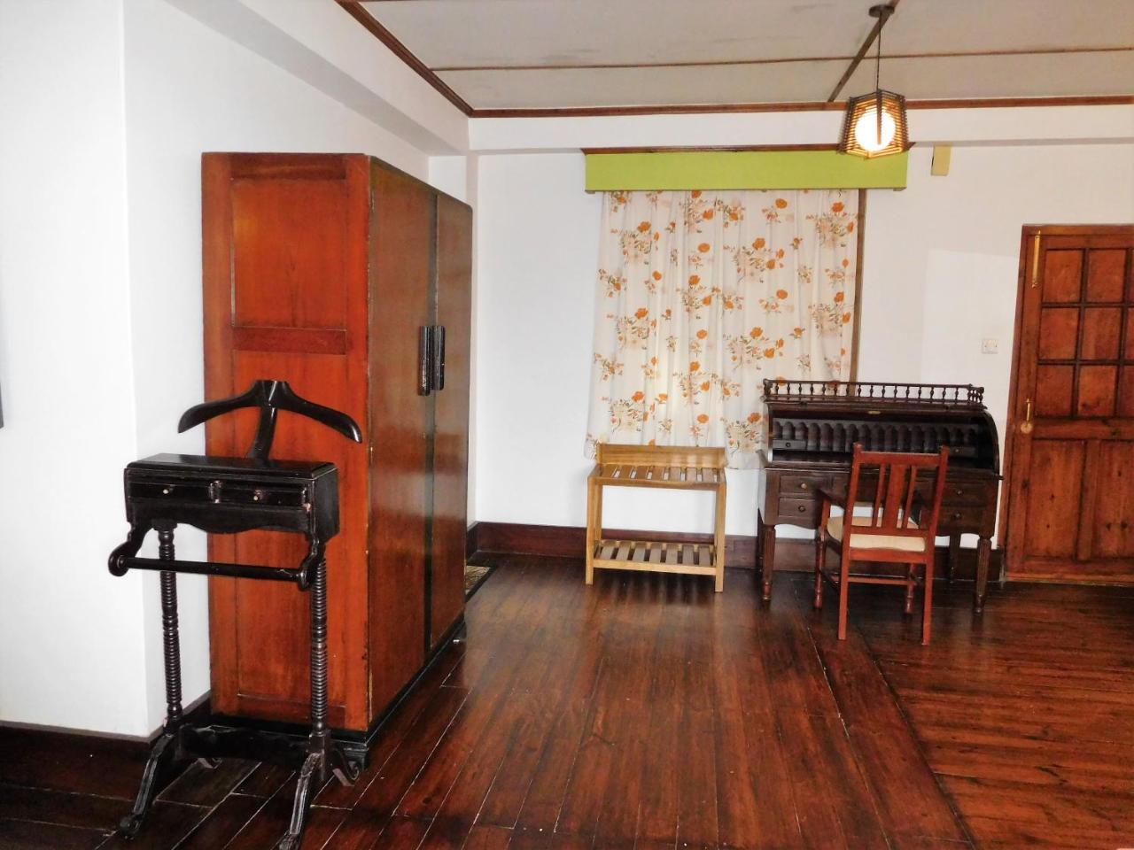 The Heritage Club - Tripura Castle Hotel And Spa Шилонг Екстериор снимка