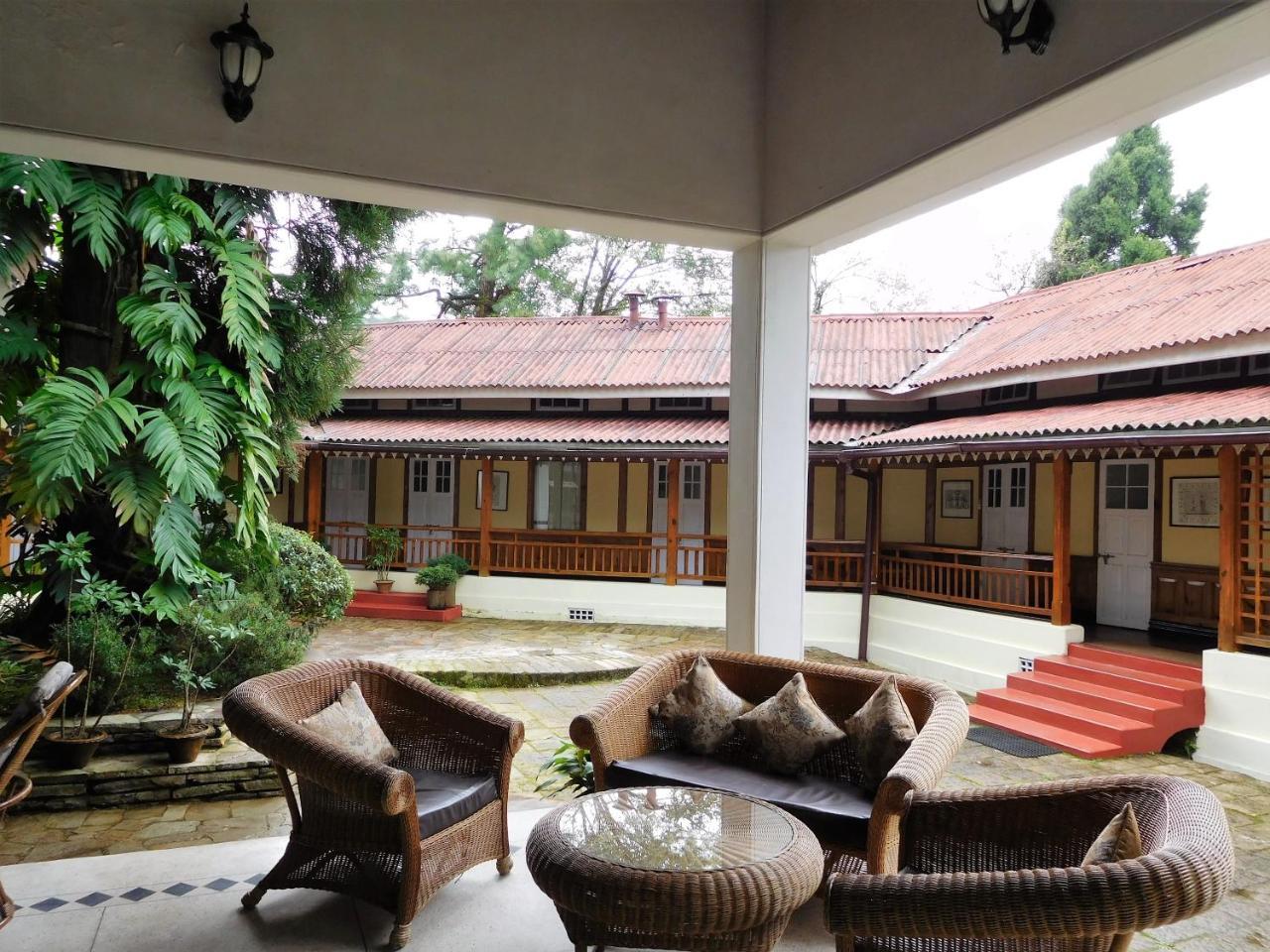 The Heritage Club - Tripura Castle Hotel And Spa Шилонг Екстериор снимка